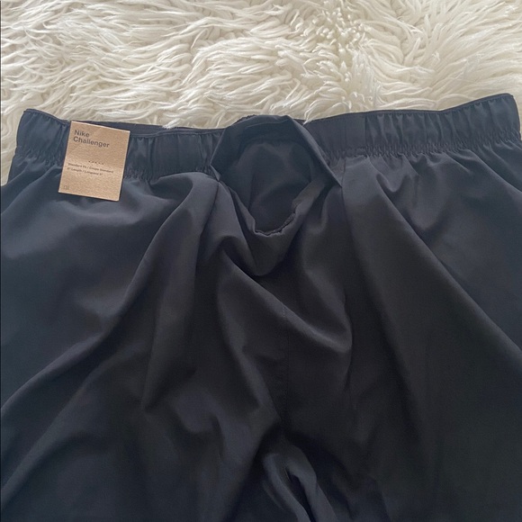 Nike Black Performance Shorts size L inseam 5” brand new waist elastic - Picture 5 of 10